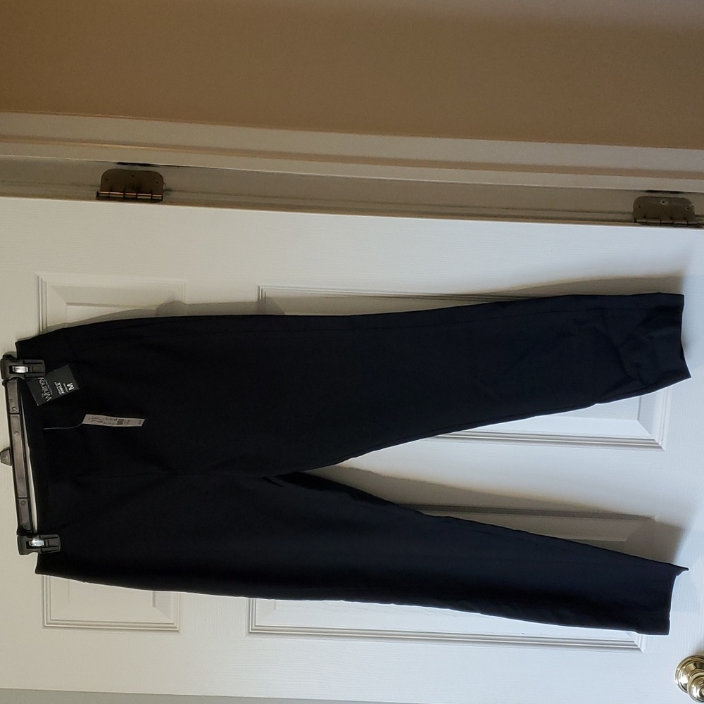 New York & Company Ankle Pants Size M